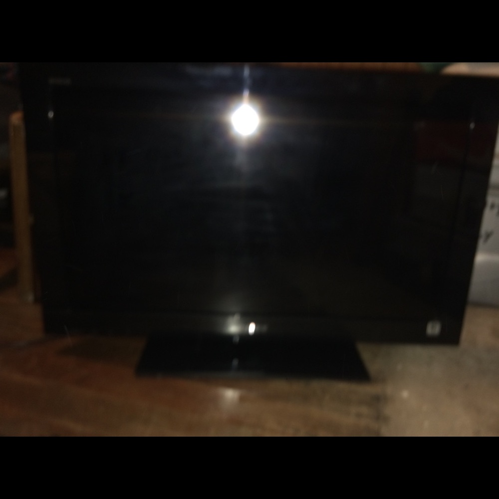 32 in Sony flat screen tv